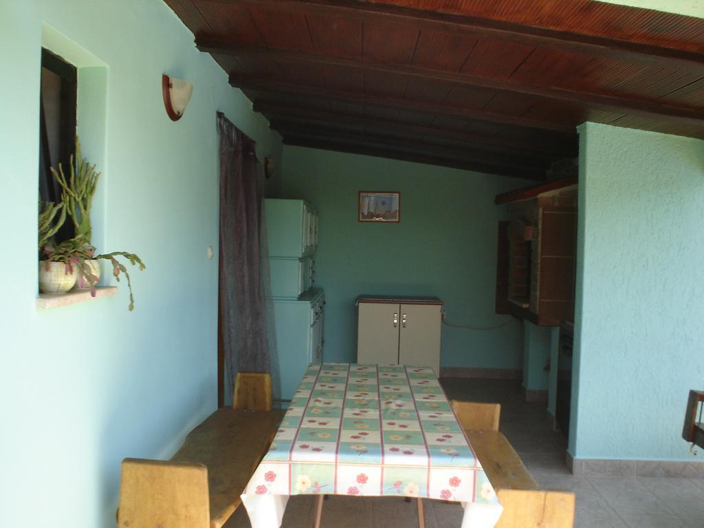 Nella Apartments Šišan Rum bild