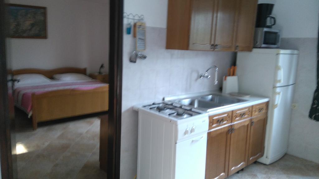 Nella Apartments Šišan Exteriör bild